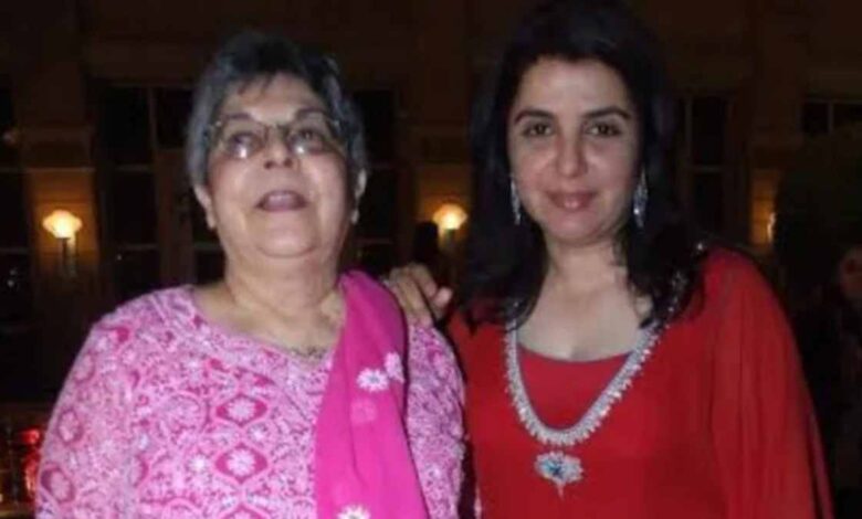 Farah khan With Mother Menaka Irani